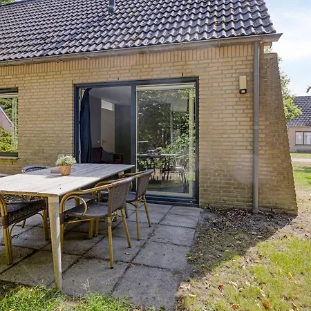 Sfeervolle Woning Met Sauna En Grote Tuin Vp098 Feriehus Hoeven