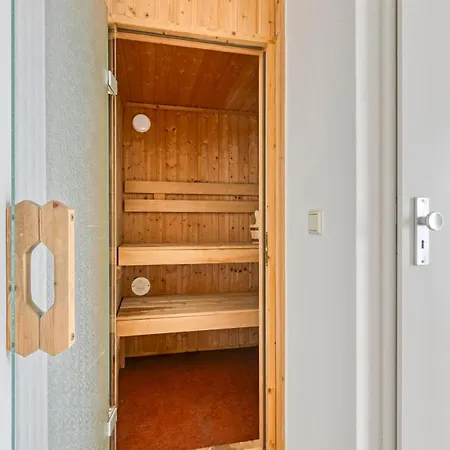 Sfeervolle Woning Met Sauna En Grote Tuin Vp098 Feriehus Hoeven