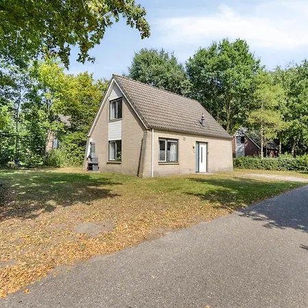 Feriehus Sfeervolle Woning Met Sauna En Grote Tuin Vp098