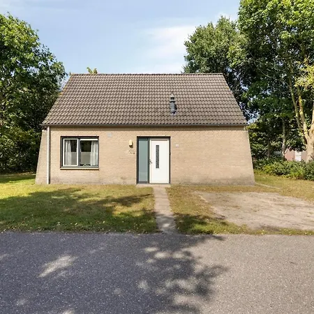 Sfeervolle Woning Met Sauna En Grote Tuin Vp098 Feriehus