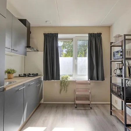 Sfeervolle Woning Met Sauna En Grote Tuin Vp098 Feriehus
